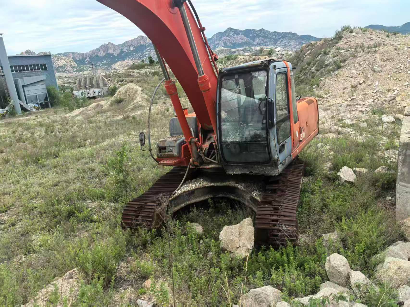 Buy Hitachi EX230-6 Used Excavator / 7