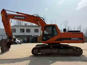 Buy Doosan DH258-7 Used Excavator / 3 Buy Doosan DH258-7 Used Excavator / 3