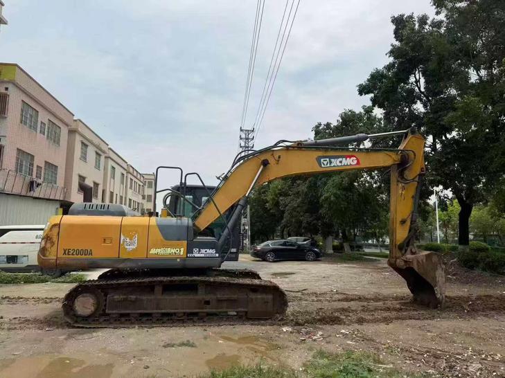 Buy XCMG XE200 Used Excavator / 1