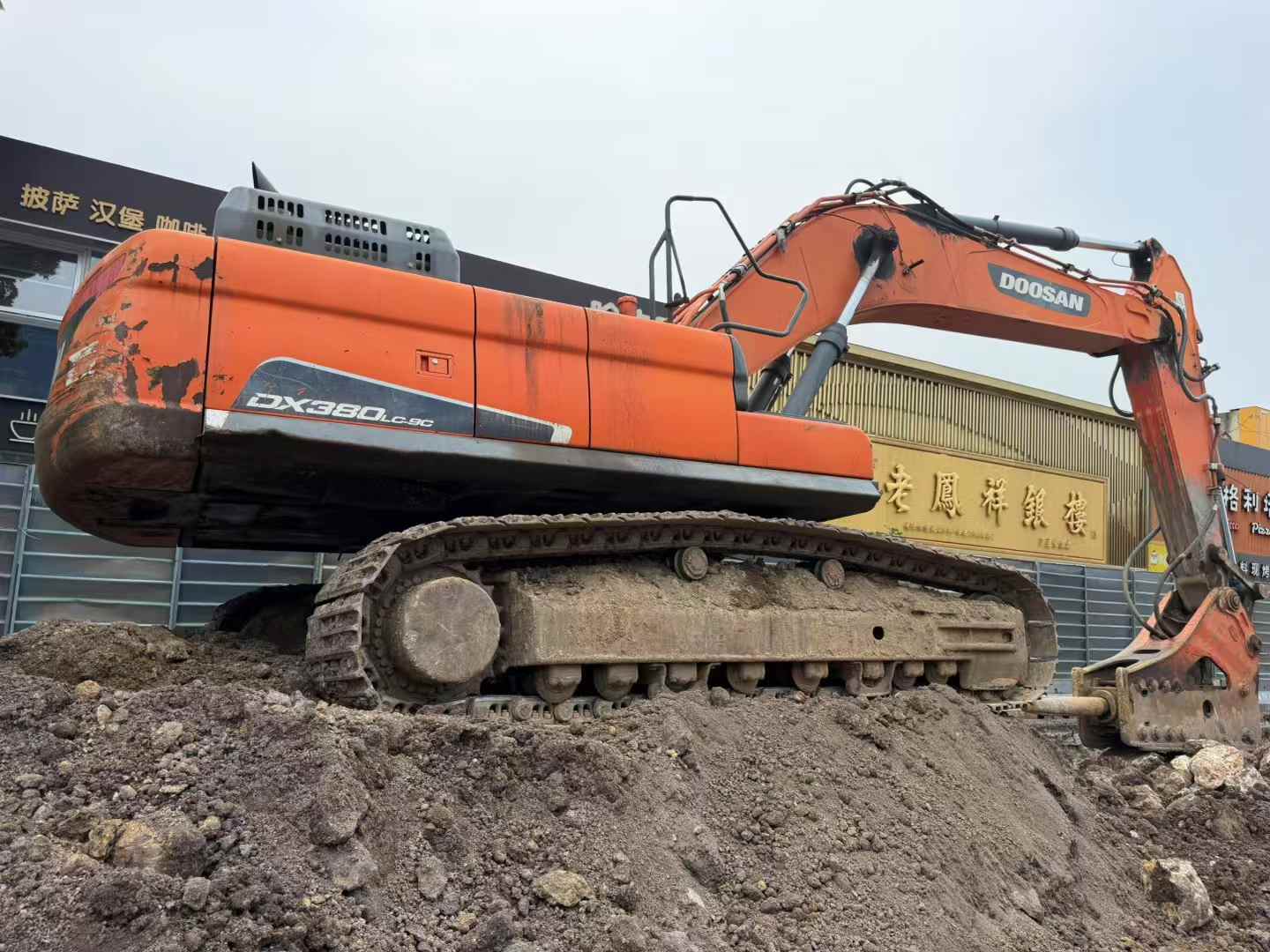 Buy Doosan DX380 Used Excavator / 2