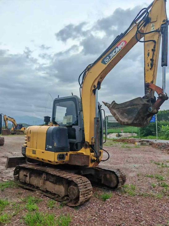 Buy XCMG XE60 Used Excavator / 1