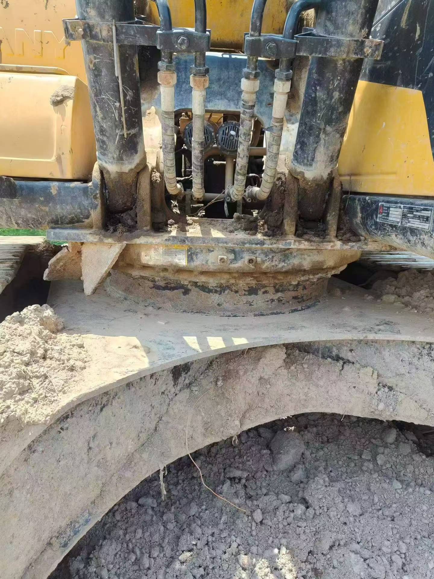 Buy Sany SY215C Used Excavator / 2