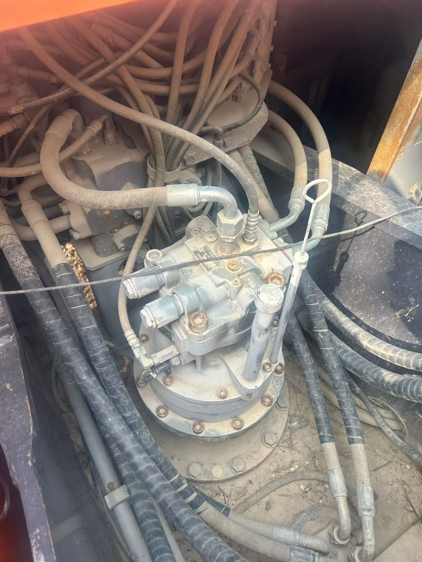Buy Hitachi EX200-5 Used Excavator / 7
