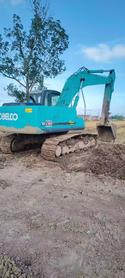 Buy Kobelco SK200-10 Used Excavator / 3 Buy Kobelco SK200-10 Used Excavator / 3