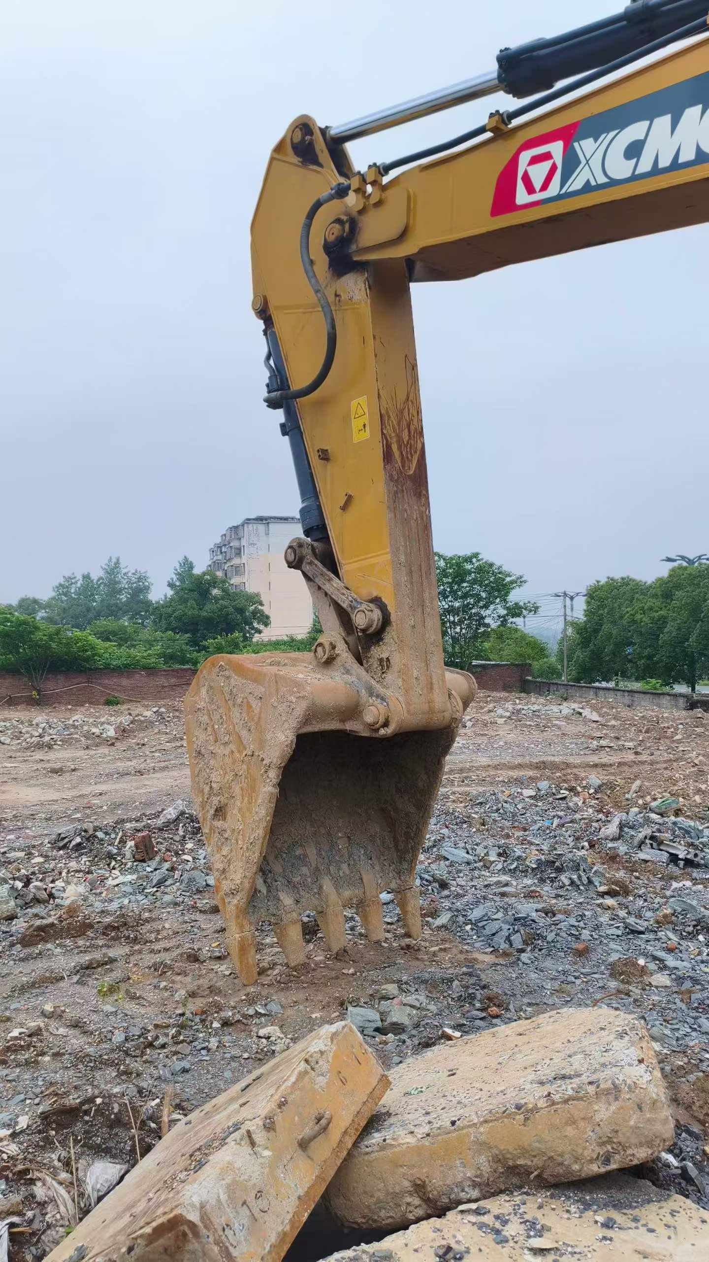 Buy XCMG XE380K Used Excavator / 5