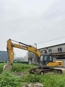 Buy XCMG XE215DA Used Excavator / 2 Buy XCMG XE215DA Used Excavator / 2