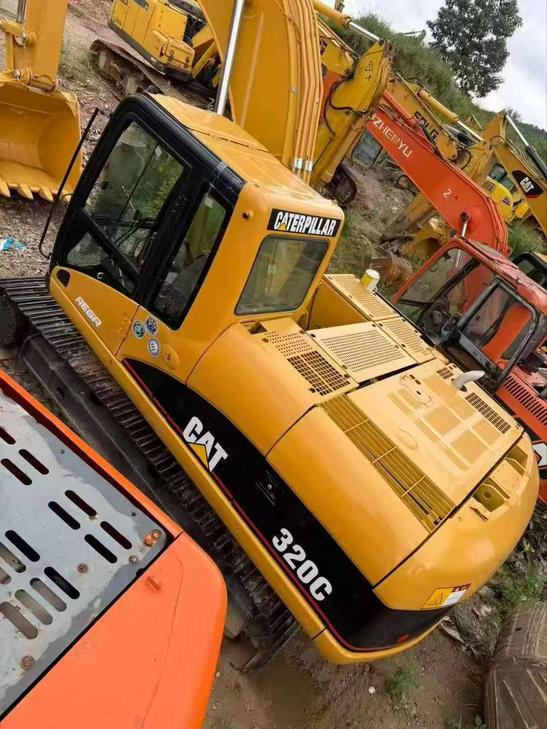 Buy Caterpillar 320C Used Excavator / 1