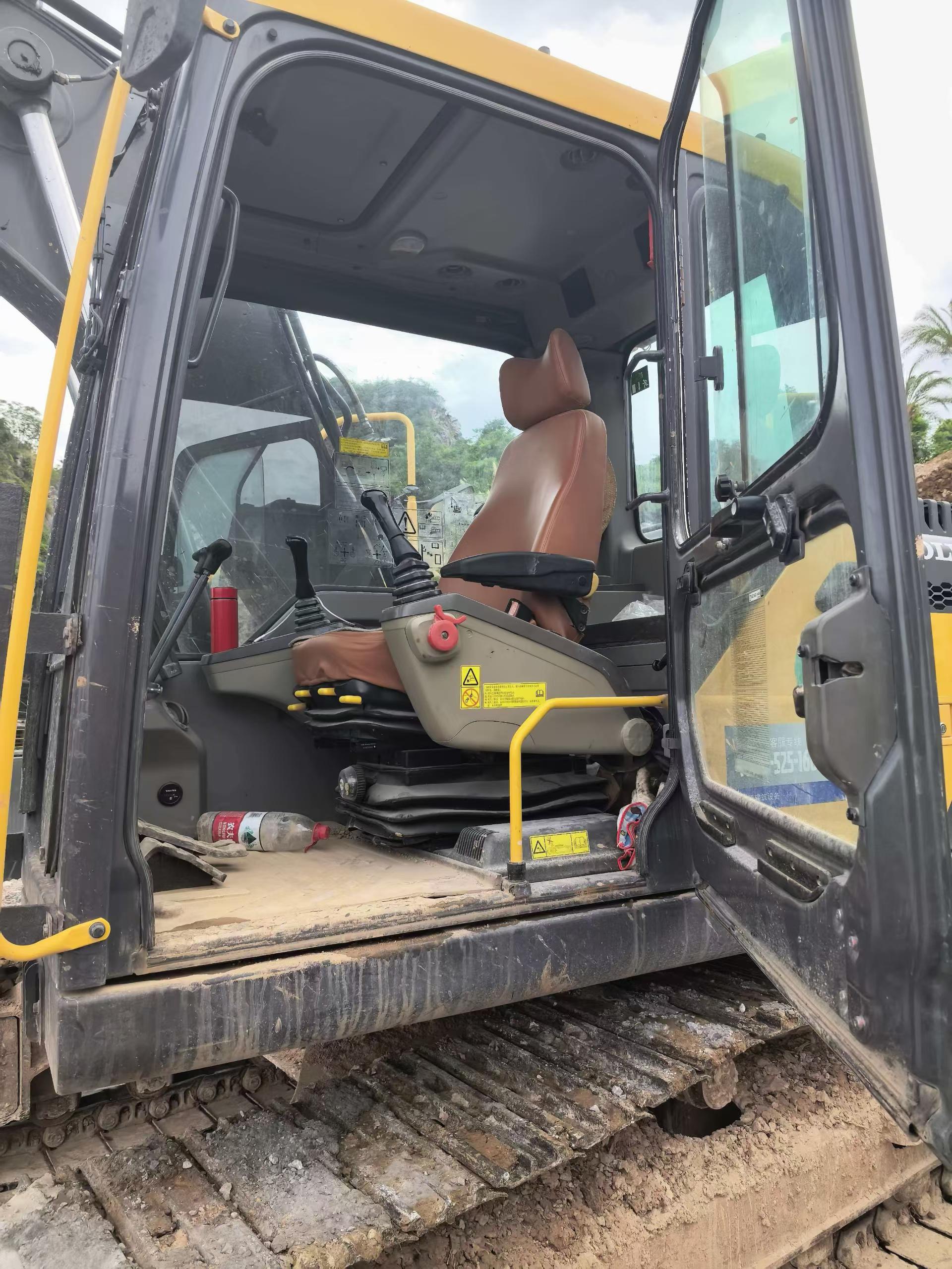 Buy Volvo L120E Used Excavator / 2