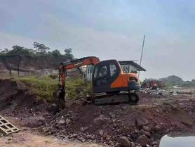 Buy Doosan DX75-9C Used Excavator / 3 Buy Doosan DX75-9C Used Excavator / 3