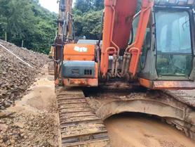 Buy Doosan DX380 Used Excavator / 3 Buy Doosan DX380 Used Excavator / 3