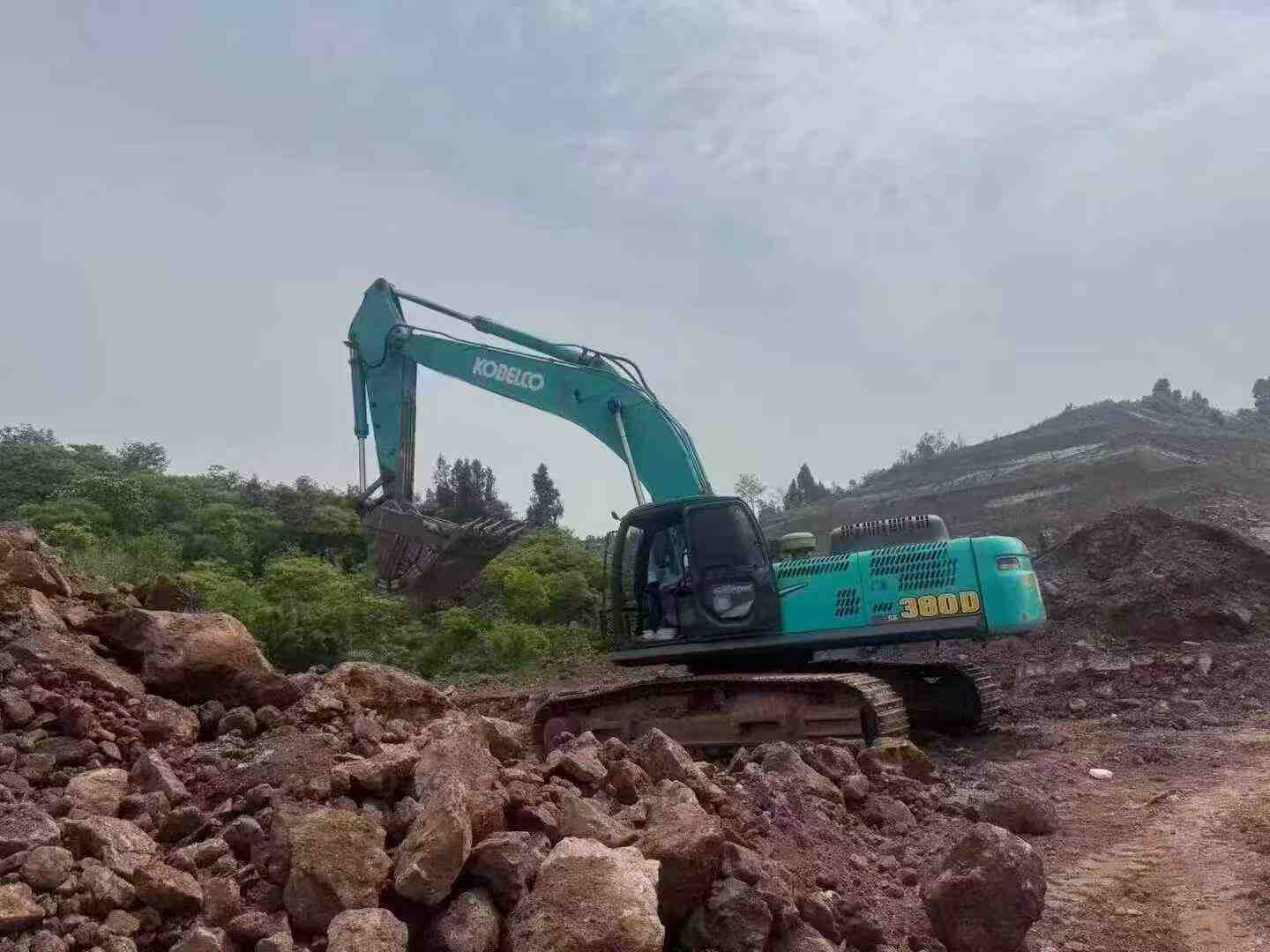 Buy Kobelco SK380D Used Excavator / 2