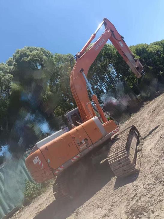 Buy Sumitomo SH200 Used Excavator / 1