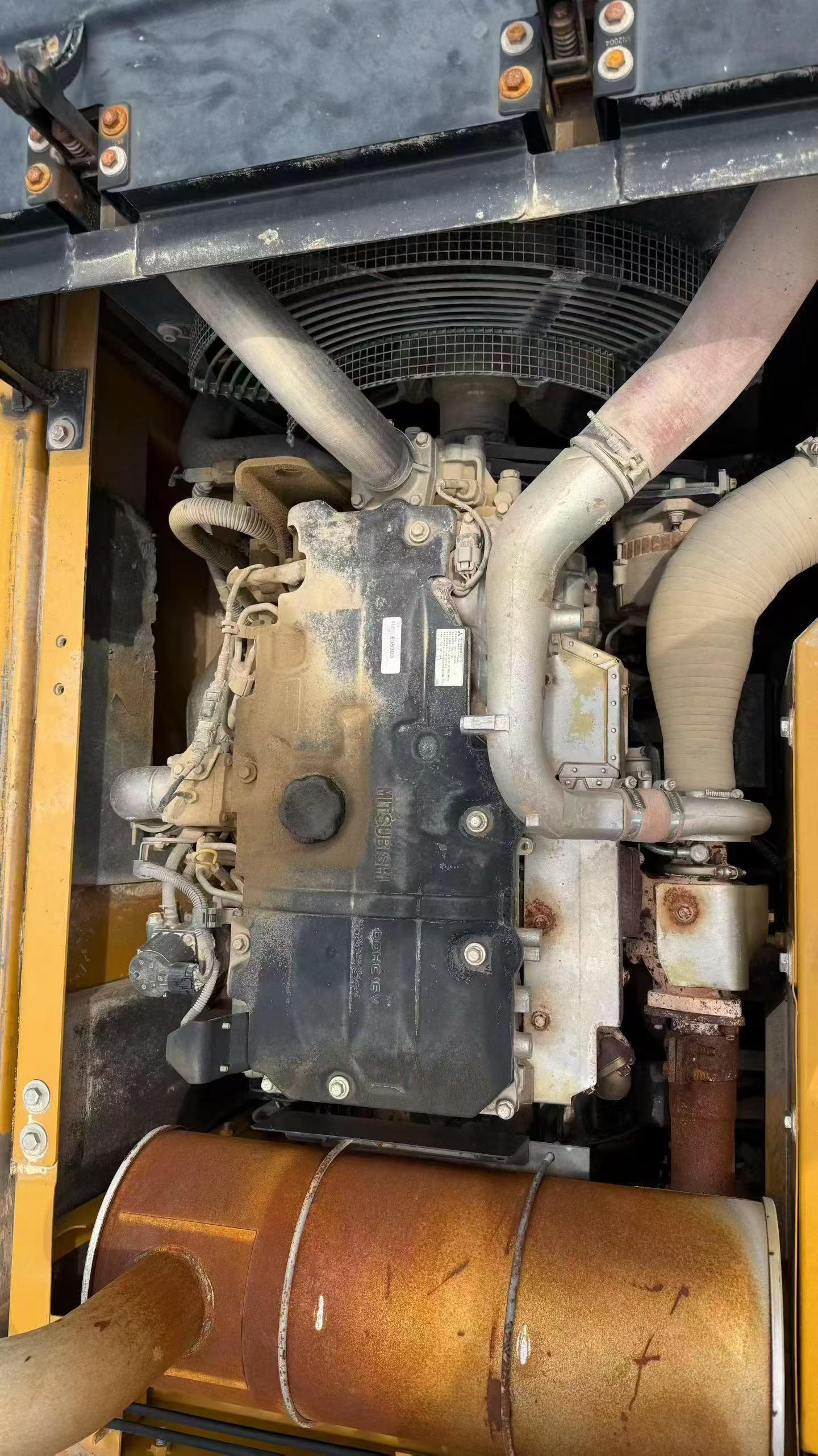 Buy Sany SY200C Used Excavator / 6