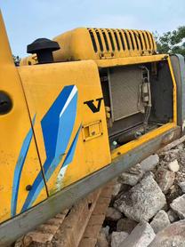 Buy Volvo EC210B Used Excavator / 3 Buy Volvo EC210B Used Excavator / 3