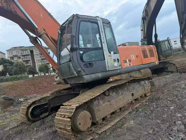 Buy Hitachi EX350 Used Excavator / 1