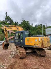 Buy Hyundai R215-7 Used Excavator / 2 Buy Hyundai R215-7 Used Excavator / 2