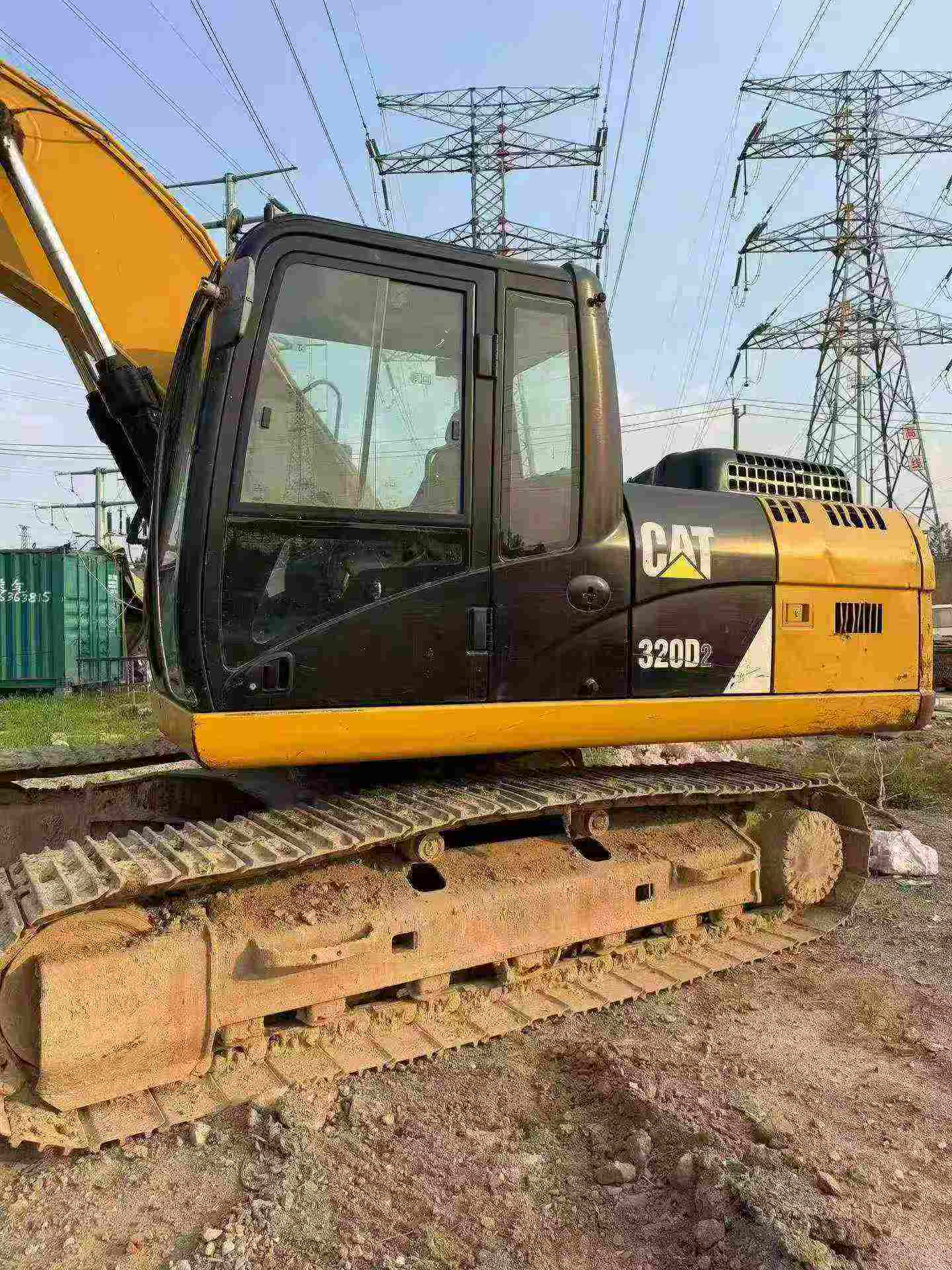 Buy Caterpillar 320D Used Excavator / 9