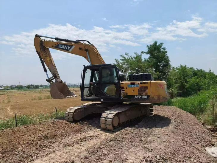 Buy Sany SY215C Used Excavator / 1