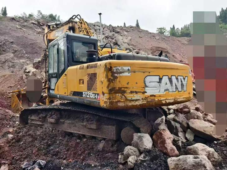 Buy Sany SY215C-8 Used Excavator / 1