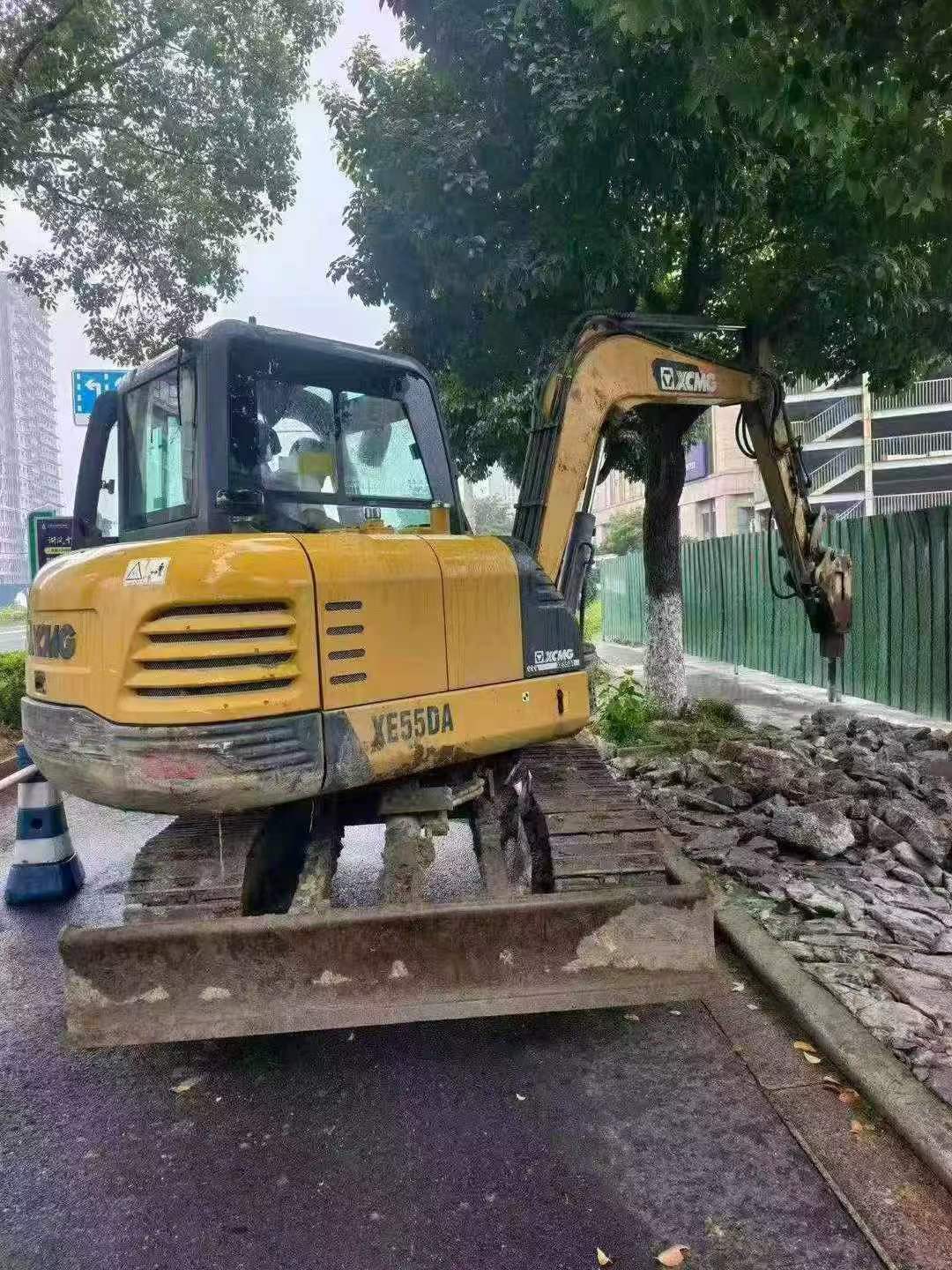 Buy XCMG XE55D Used Excavator / 3