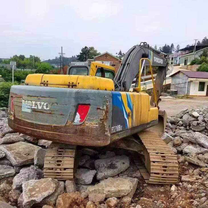 Buy Volvo EC200 Used Excavator / 1