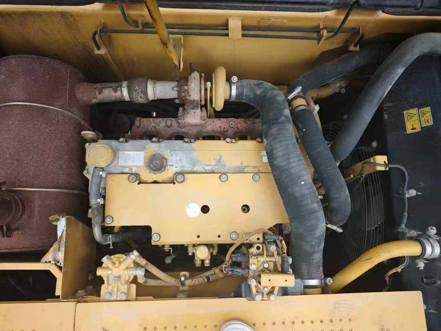 Buy Caterpillar 320D Used Excavator / 4