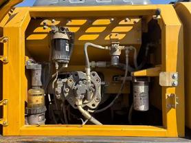 Buy XCMG XE200 Used Excavator / 6 Buy XCMG XE200 Used Excavator / 6