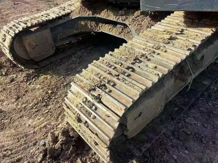 Buy XCMG XE215 Used Excavator / 8