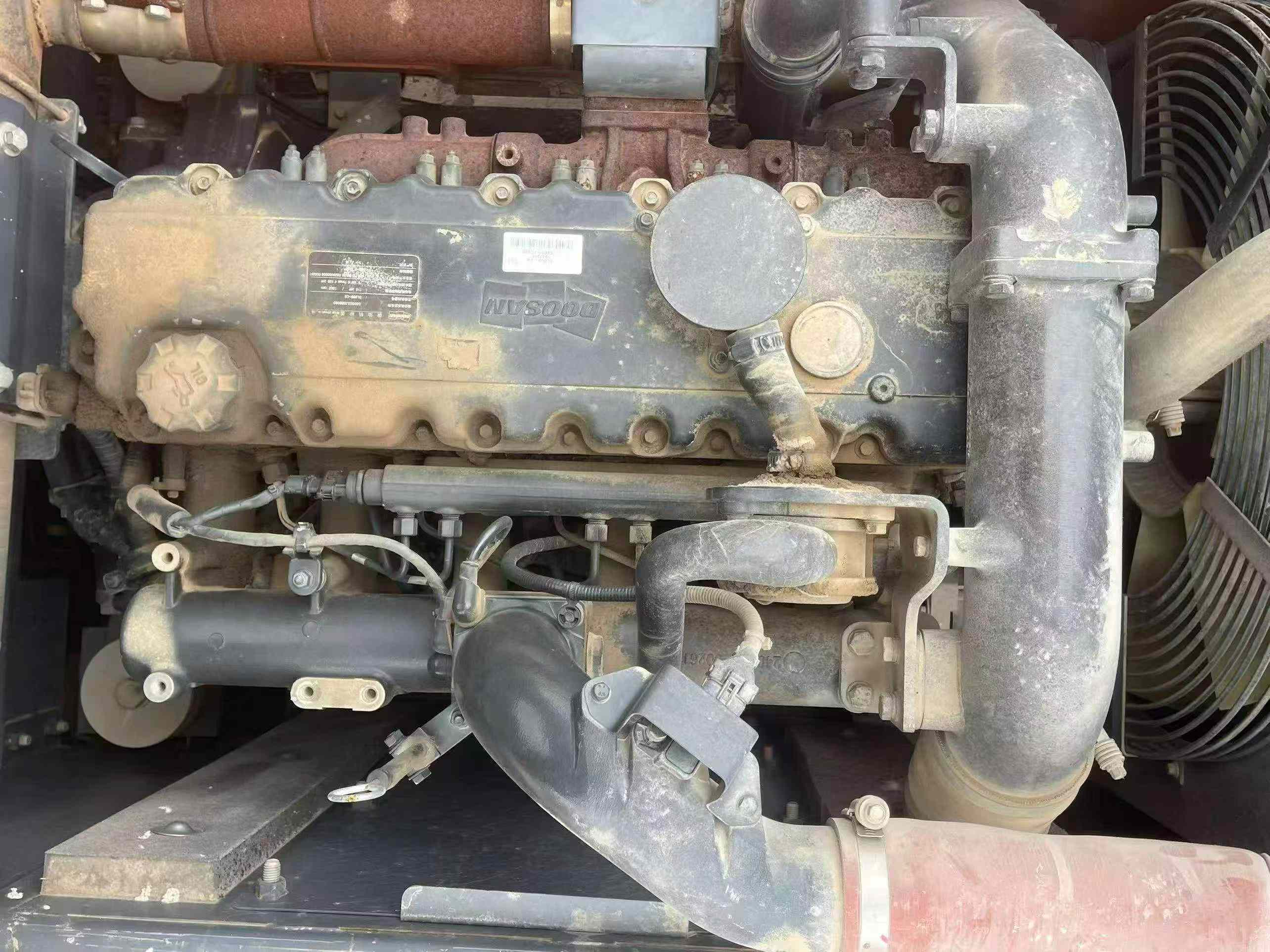 Buy Doosan DH215-7 Used Excavator / 8
