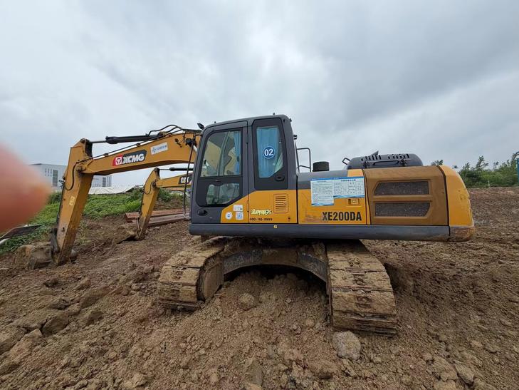 Buy XCMG XE200DA Used Excavator / 1