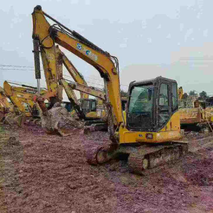 Buy XCMG XE60 Used Excavator / 1