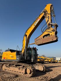 Buy XCMG XE600DK Used Excavator / 2 Buy XCMG XE600DK Used Excavator / 2