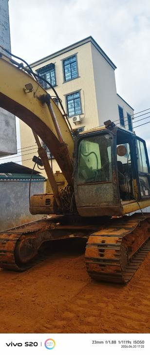 Buy Caterpillar 320C Used Excavator / 1