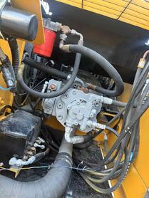 Buy Kato HD512-6 Used Excavator / 8 Buy Kato HD512-6 Used Excavator / 8