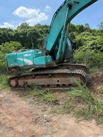 Buy Kobelco SK210 Used Excavator / 3 Buy Kobelco SK210 Used Excavator / 3