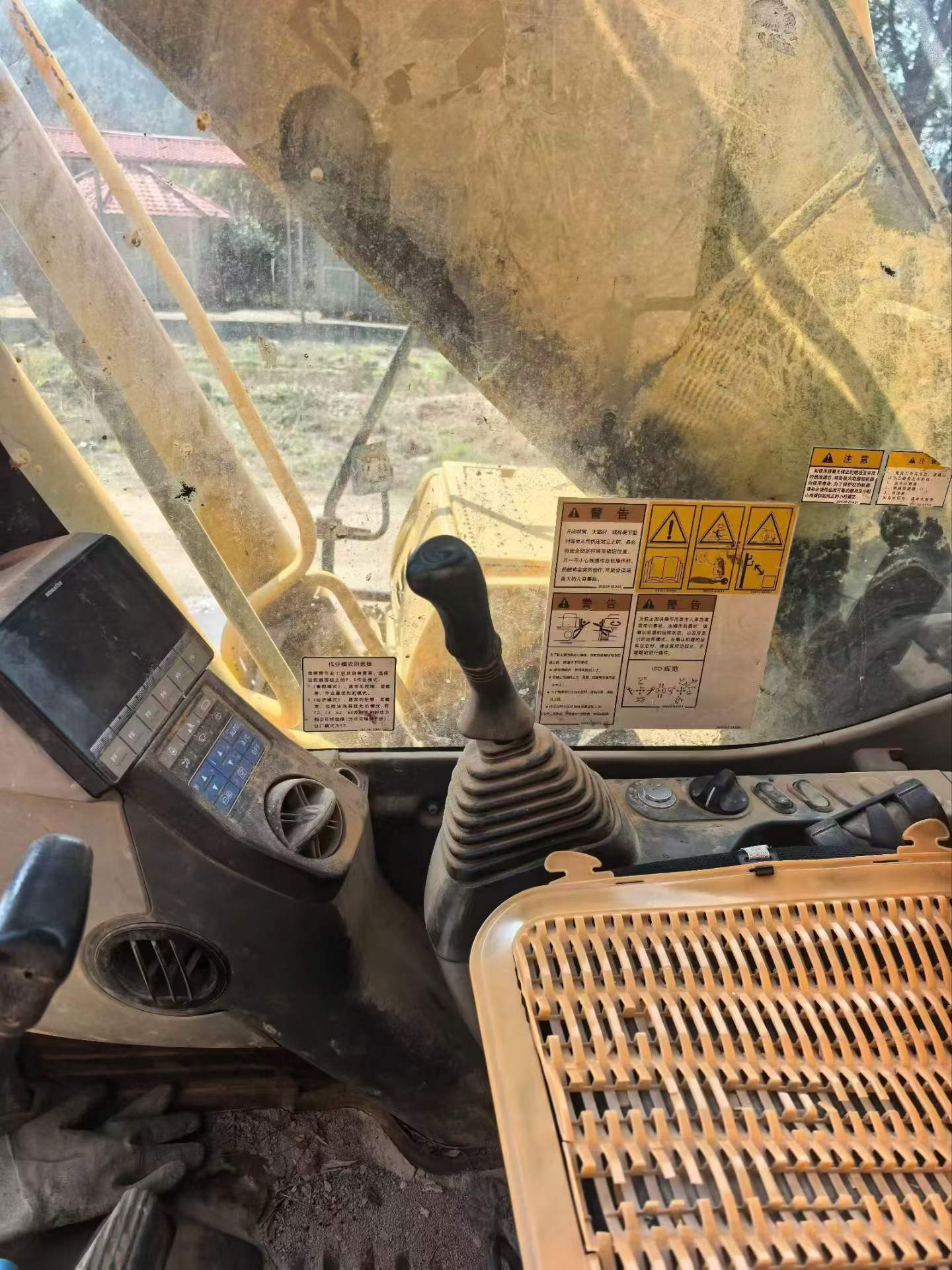 Buy Komatsu PC200 Used Excavator / 4
