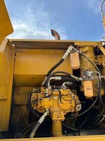 Buy Caterpillar 320D Used Excavator / 3 Buy Caterpillar 320D Used Excavator / 3