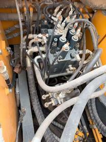 Buy Hyundai R150-7 Used Excavator / 6 Buy Hyundai R150-7 Used Excavator / 6