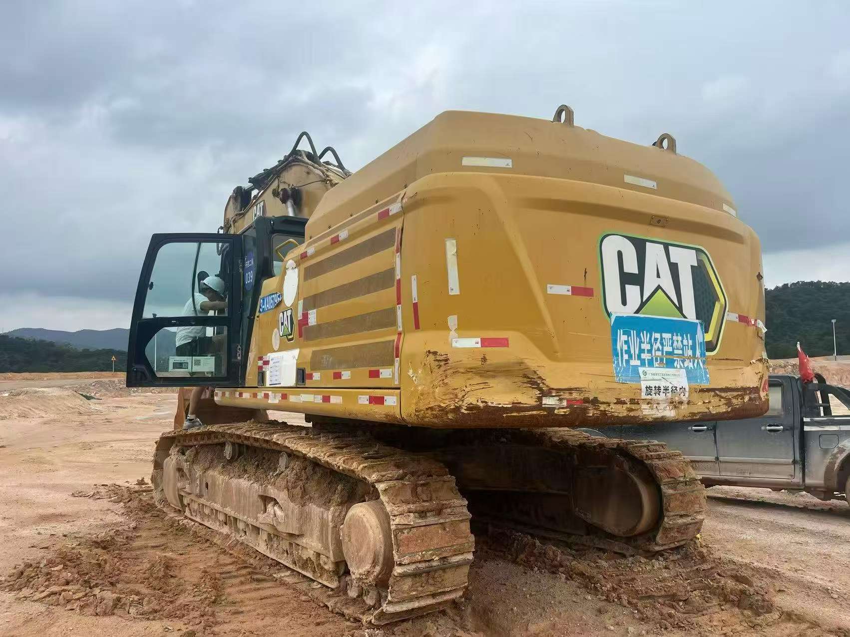 Buy Caterpillar 349E Used Excavator / 7