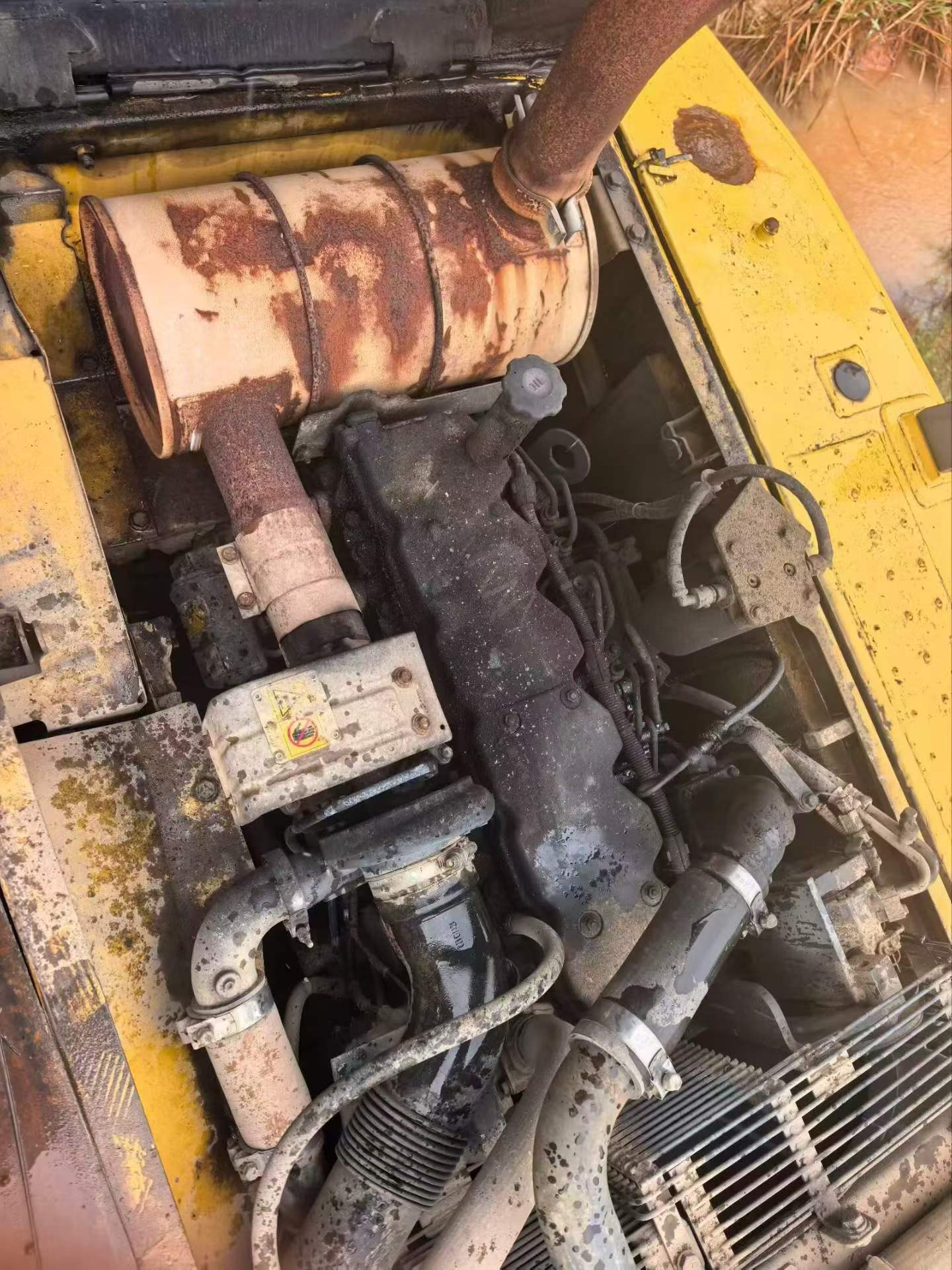 Buy Komatsu PC200 Used Excavator / 2