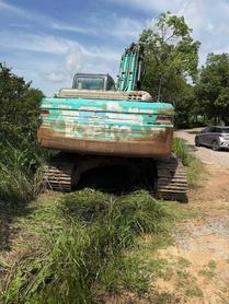 Buy Kobelco SK210 Used Excavator / 2 Buy Kobelco SK210 Used Excavator / 2