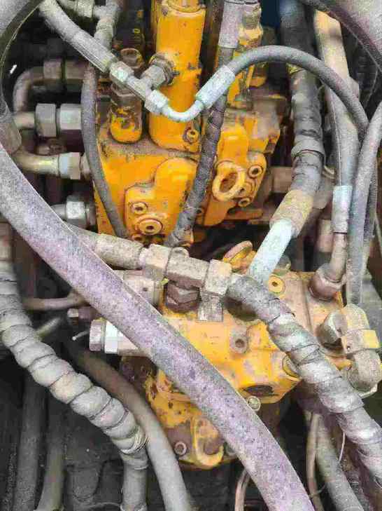 Buy Sany SY135 Used Excavator / 1