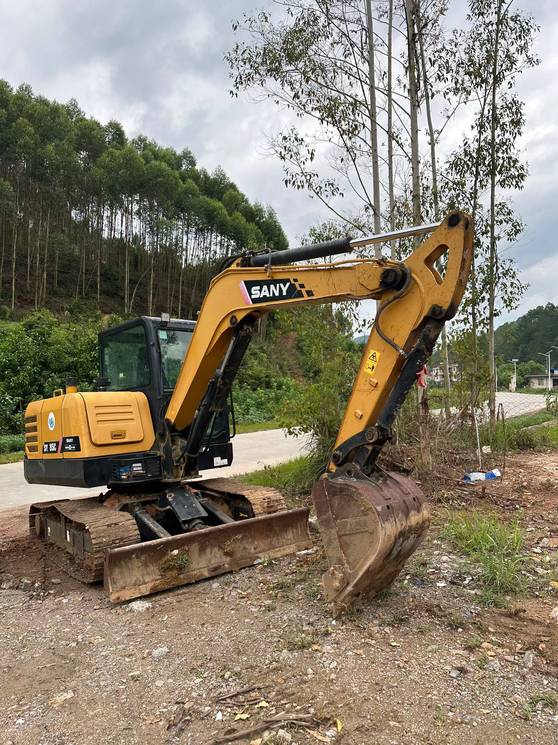 Buy Sany SY60 Used Excavator / 4