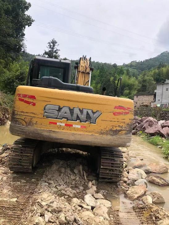 Buy Sany SY125C Used Excavator / 1