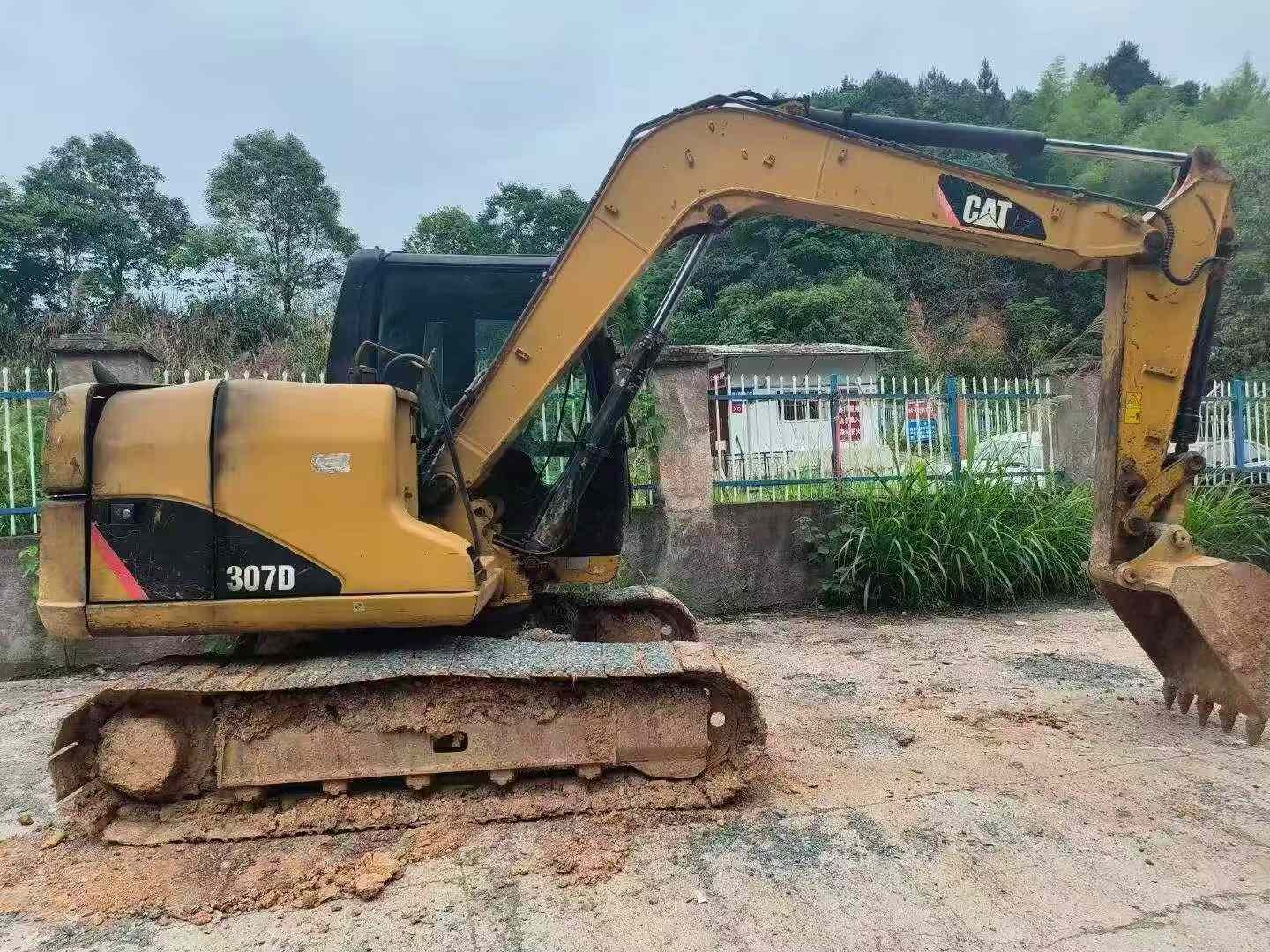 Buy Caterpillar 307B Used Excavator / 3