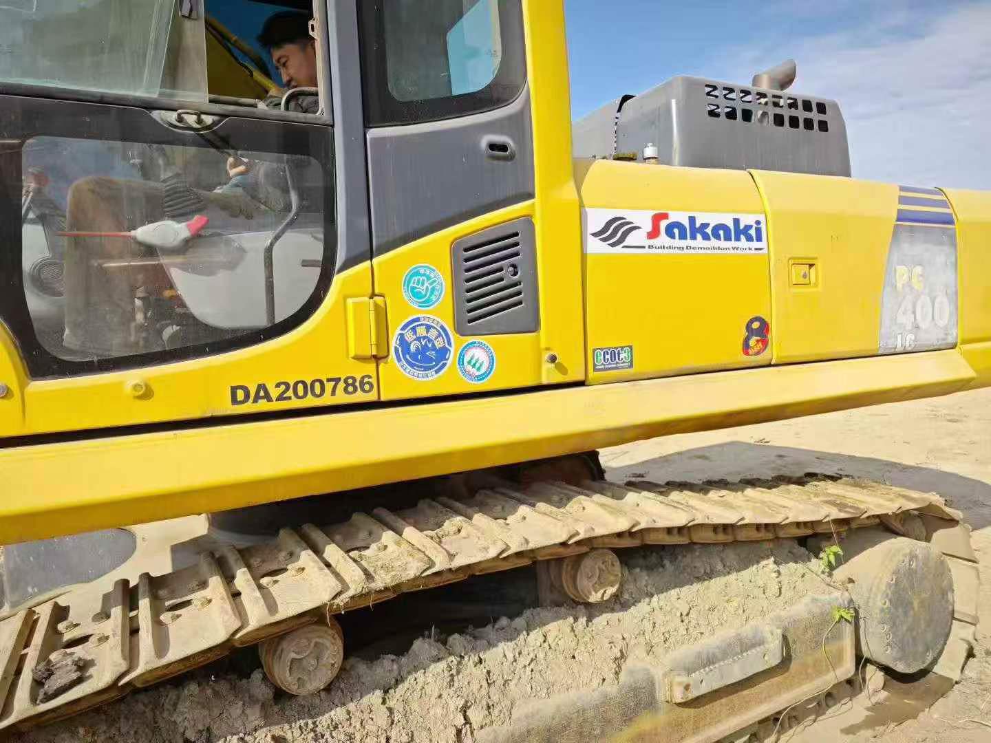 Buy Komatsu PC400-8 Used Excavator / 3
