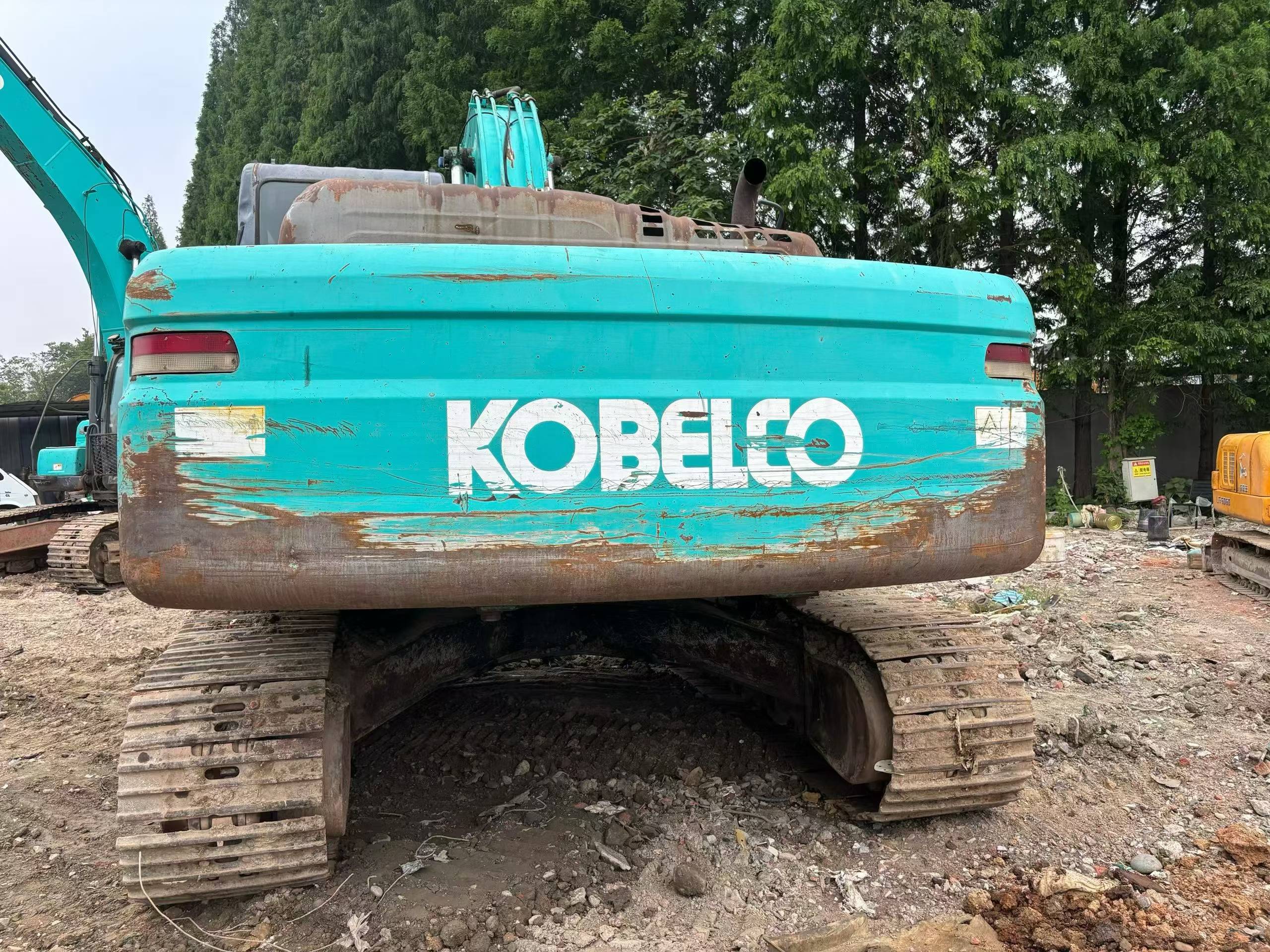 Buy Kobelco SK260 Used Excavator / 3