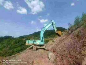 Buy Kobelco SK330 Used Excavator / 3 Buy Kobelco SK330 Used Excavator / 3