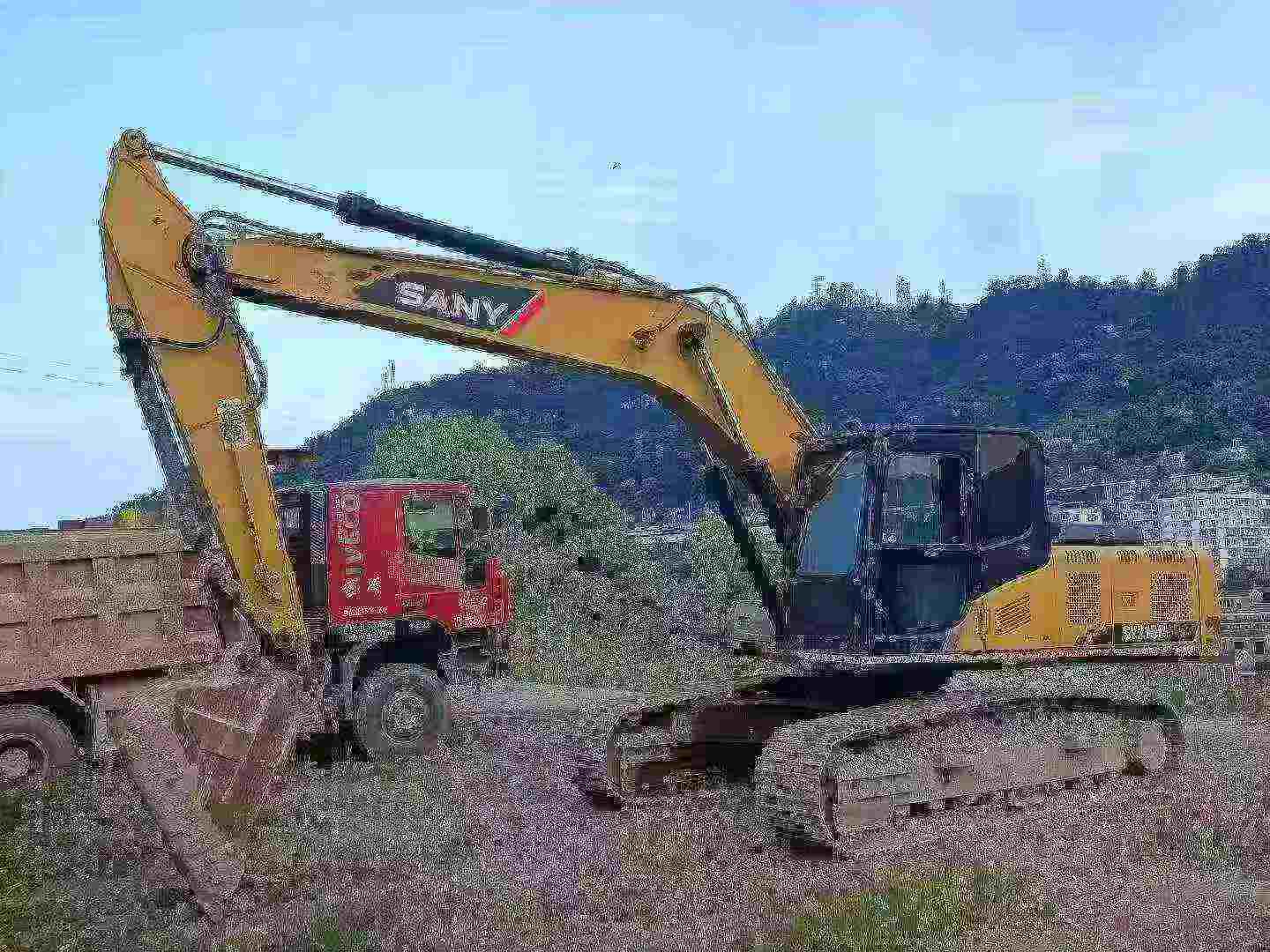 Buy Sany SY215C-8 Used Excavator / 2