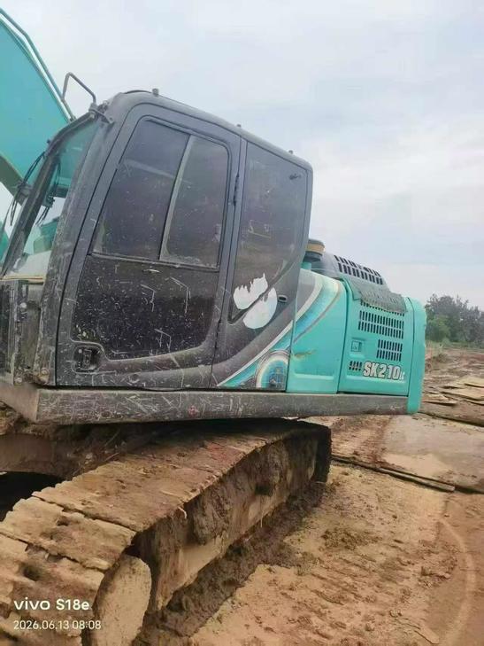 Buy Kobelco SK200-10 Used Excavator / 1